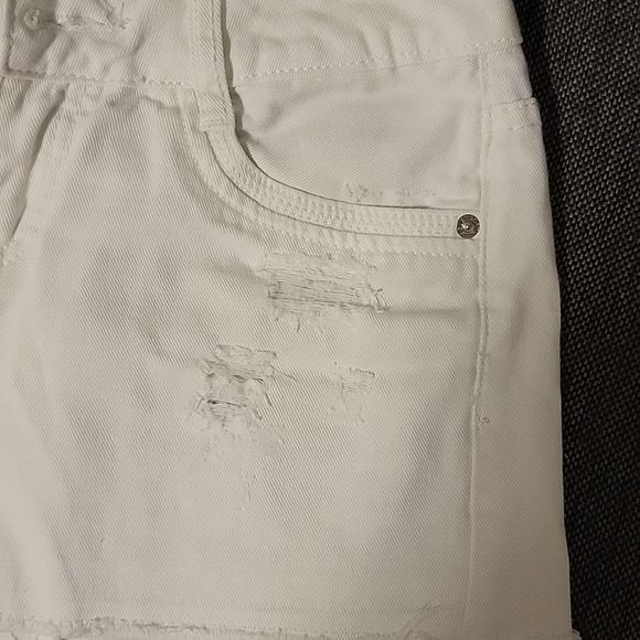 𝅺guess skirt - Picture 4 of 10